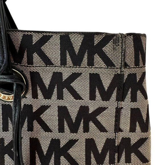 Michael Kors Jet Set Gray with Black Oversized Tote Handbag - Picture 11 of 15